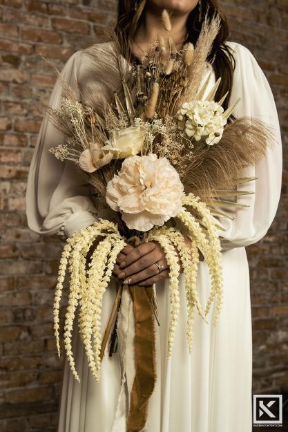 Kaden-Stephens-photography-portfolio-autumn-fashion-accessories-bride-bouquet-flowers-wedding